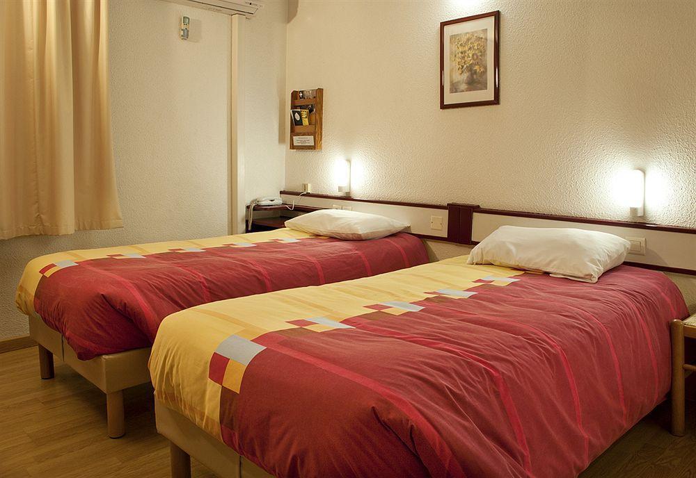 Fasthotel Mont De Marsan - Un Hotel Fh Collection Bagian luar foto